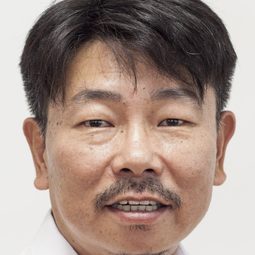 Yang Heung-ju 飾演 Jong-yeol