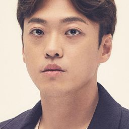 Jung Soon-won 飾演 Soon-won