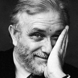 Luciano De Crescenzo 飾演 self