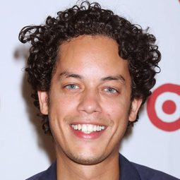 佛萊哥·納瓦亞 飾演 Jimmy Ortiz