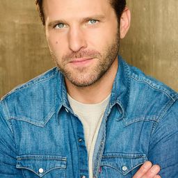 尼克·瑞斯 飾演 Winterbottom