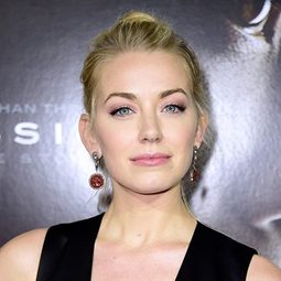 Sara Lindsey - 震盪真相演員 飾演Gracie