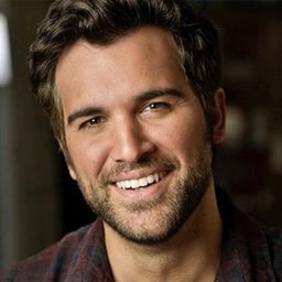 Juan Pablo Di Pace 飾演 Marcos