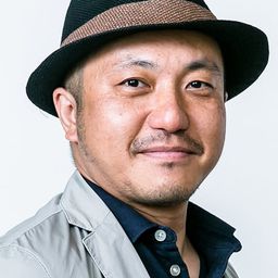 白石和彌 飾演 Security Guard