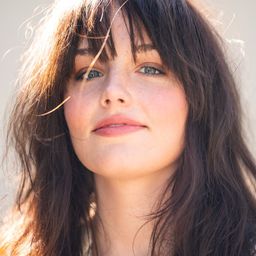 莉莉當奴曉 飾演 Marty Coolidge