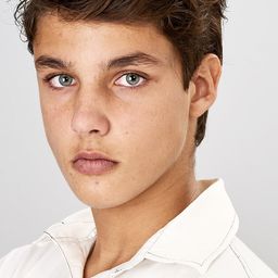 托尼·高梅茲 飾演 Zape