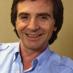 Gérard Rinaldi 飾演 Elvis