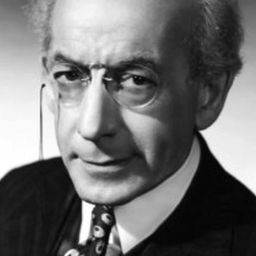 Maurice Cass 飾演 Tailor