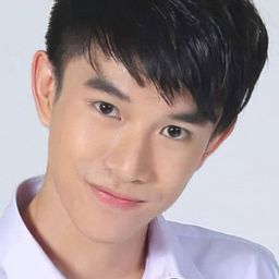 Parinya Angsanan 飾演 Got