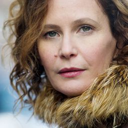 Mira Partecke 飾演 Moormädchen