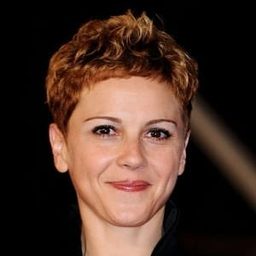 Valeria Milillo 飾演 Cecilia