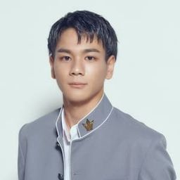 豆原 一成 飾演 