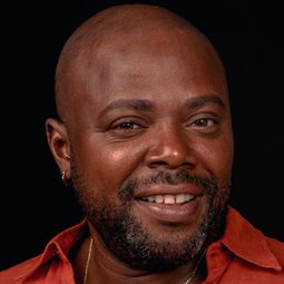 Érico Brás - Ó Paí, Ó: Look at This演員 飾演Reginaldo