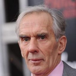 李察·德登 - Man of the Hour演員 飾演Jeremy's Father