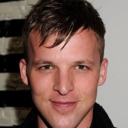 Chad Faust - 水色明信片演員 飾演Tommy