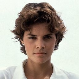 Tahnee Welch - Night Train to Venice演員 飾演Vera