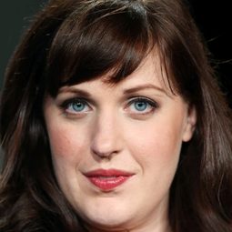 艾莉森·托爾曼 - 聖誕妖怪：坎卜斯演員 飾演Linda