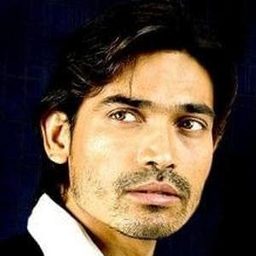 沙瓦爾·阿里 飾演 Shahwar