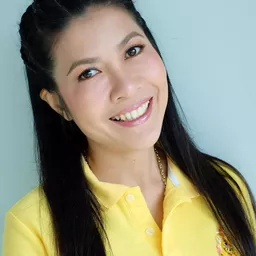 Puttachat Pongsuchat 飾演 ตุ่ย