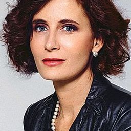 Margaret Mazzantini 飾演 Caterina Clavarino