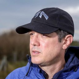 Anthony Giacchino - 暗夜狼人幕後花絮：暗夜導演演員 飾演Self