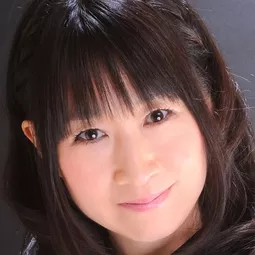 深見 梨加 飾演 Akiko Fukube (voice)