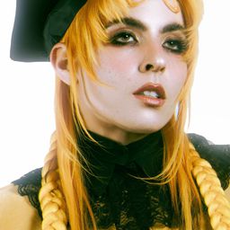 Dorian Electra - Holy Trinity演員 飾演Factory Worker 1 / Trish / Tim