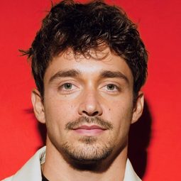 Charles Leclerc 飾演 Self