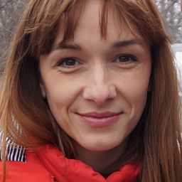 Lidia Sadowa 飾演 Nicht Karina