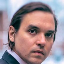 Will Butler 飾演 Self