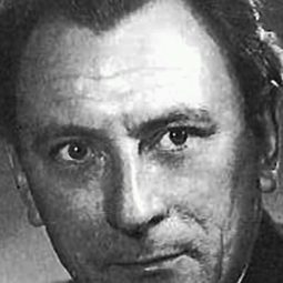 悉尼·沃克 - 肥媽先生演員 飾演Bus Driver