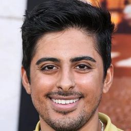 卡蘭·布拉爾 飾演 Nico