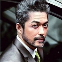 Joseph Kara 飾演 Mr. Haryanto