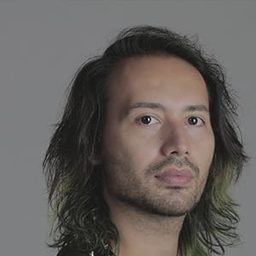 佩卓·佛洛斯·瑪爾多納多 - Sí, Mi Amor導演