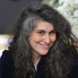 Sandra Berrebi 飾演 Sandra