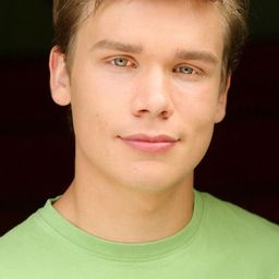 Sean Depner - 火燒後欄演員 飾演Lance