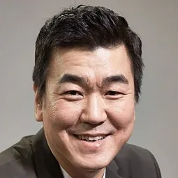 尹宰文  - 原聲追凶演員 飾演Priest