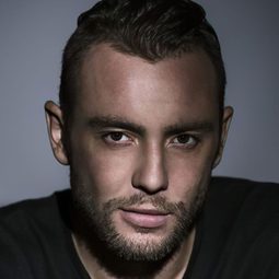 馬欽·柯瓦奇 - 黑幫上位記演員 飾演Gangster