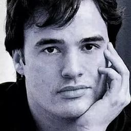 Liberto Rabal 飾演 Manuel