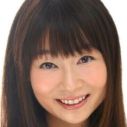村井 かずさ 飾演 Yasuko Hanadera (voice)