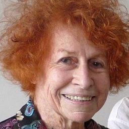 Marceline Loridan-Ivens 飾演 Self (uncredited)