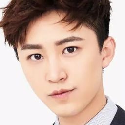 代超 飾演 Zi Xin