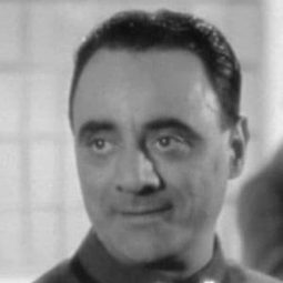 維吉奧·里恩托 飾演 