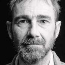 Francesco Mormino 飾演 Pierre