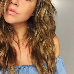 Piper Kennedy 飾演 Bri