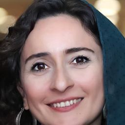 Soheila Golestani 飾演 