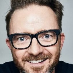 Richard Nason - 東遇西演員 飾演Hutch