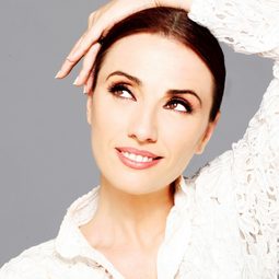 Ermonela Jaho 飾演 Violetta Valéry