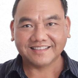 Hernand Timoteo Tulud - 新生嫲嫲演員 飾演Doktor