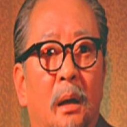 駱恭 飾演 Lung Kam-Tong